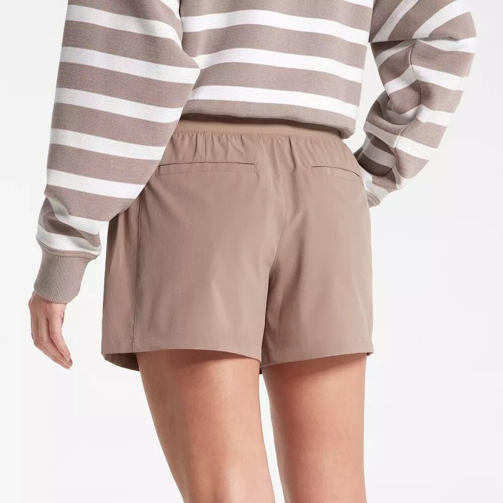 CALIA Women's Effortless TrueLight 4" Short Sueded Brown Size XS - Picture 3 of 6